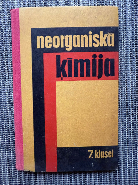 Neorganiskā ķīmija 7. klasei