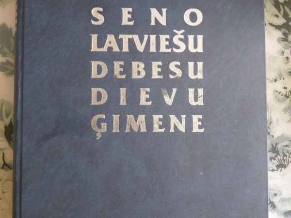 Seno Latviešu Debesu Dievu Ğimene