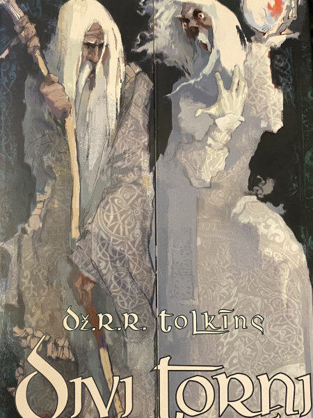 Gredzenu Pavēlnieks (Divi Torņi)