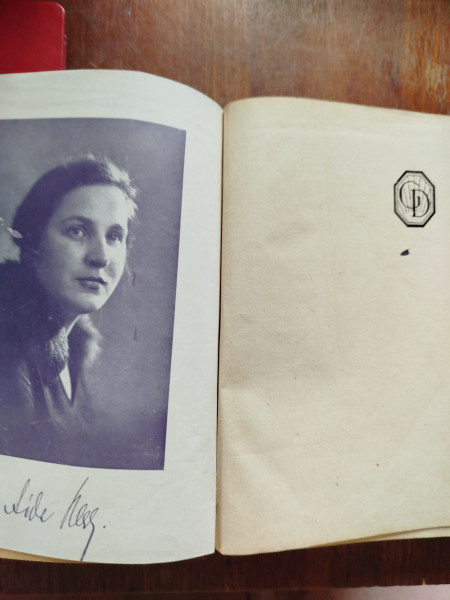 Cilvēks ar zelta acīm