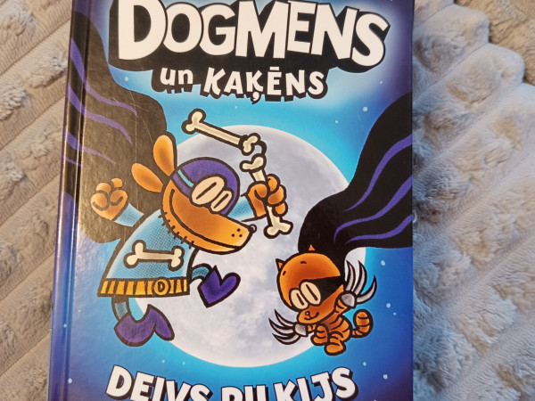 Dogmens un kaķēns