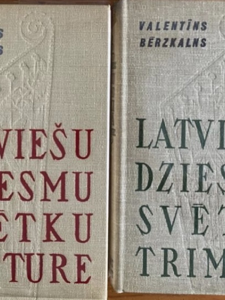 Latviešu Dziesmu svētku vēsture+ Latviešu dziesmu svētki trimdā.