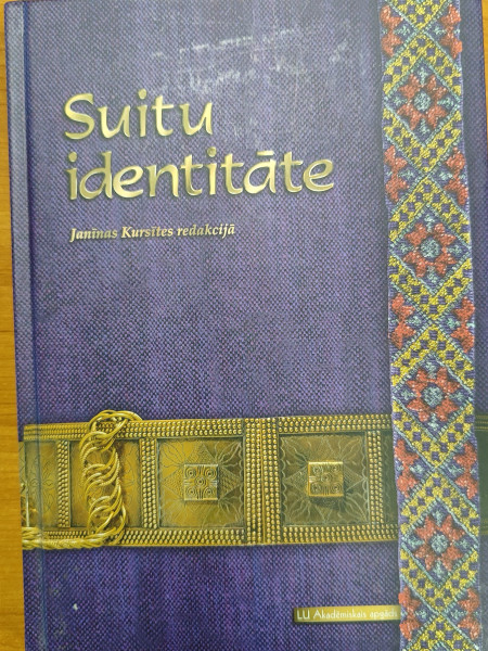 Suitu identitāte